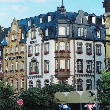 Hotel Altstadt-hotel 3*